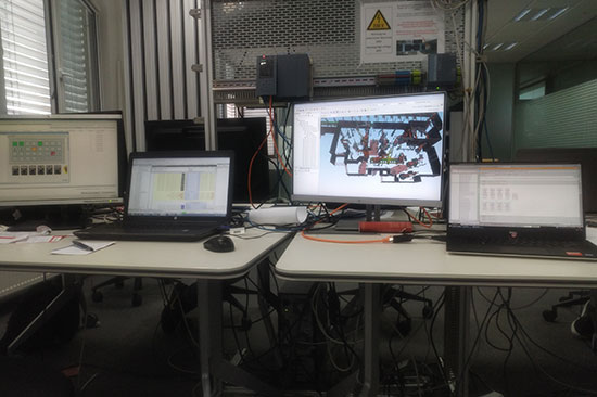 1725412101628853.jpg 南非奔馳VC調(diào)試_德國廣州